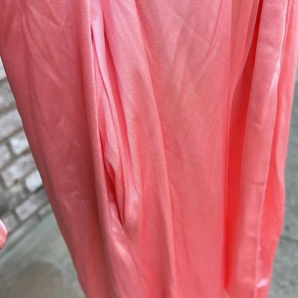 Nos Vintage Vanity Fair SILKY robe Peach Long Nylon Belted Robe